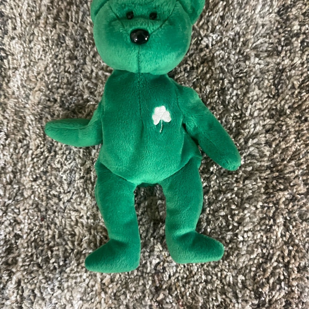 TY beanie babie - 1st edition ERIN- Green Irish Bear With Four Leaf Clover- 1997